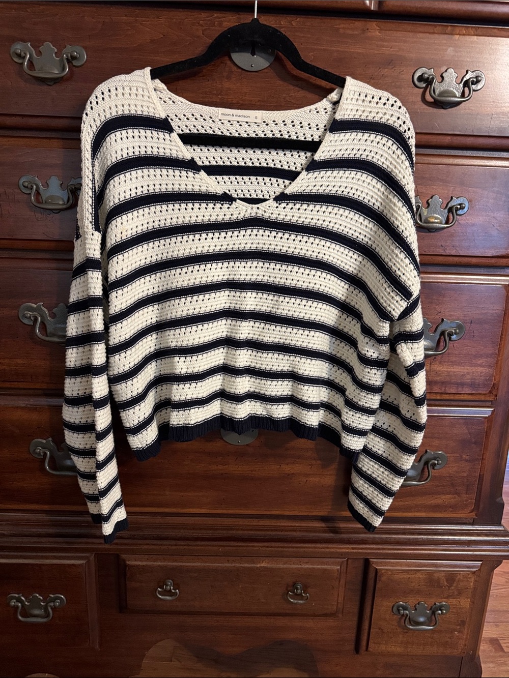 Moon & Madison Cream and Black Striped V-Neck Open Knit Sweater